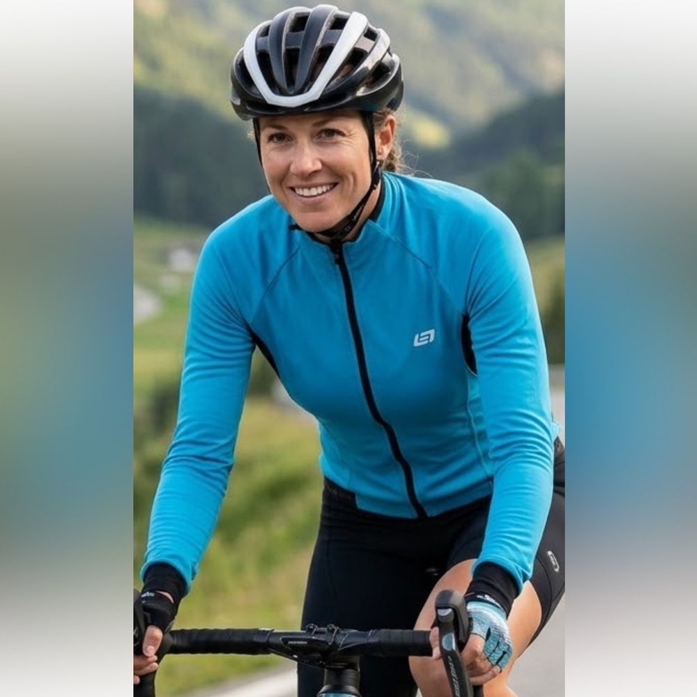Bellwether Women’s Bright Teal Cycling Jacket with Black Accents